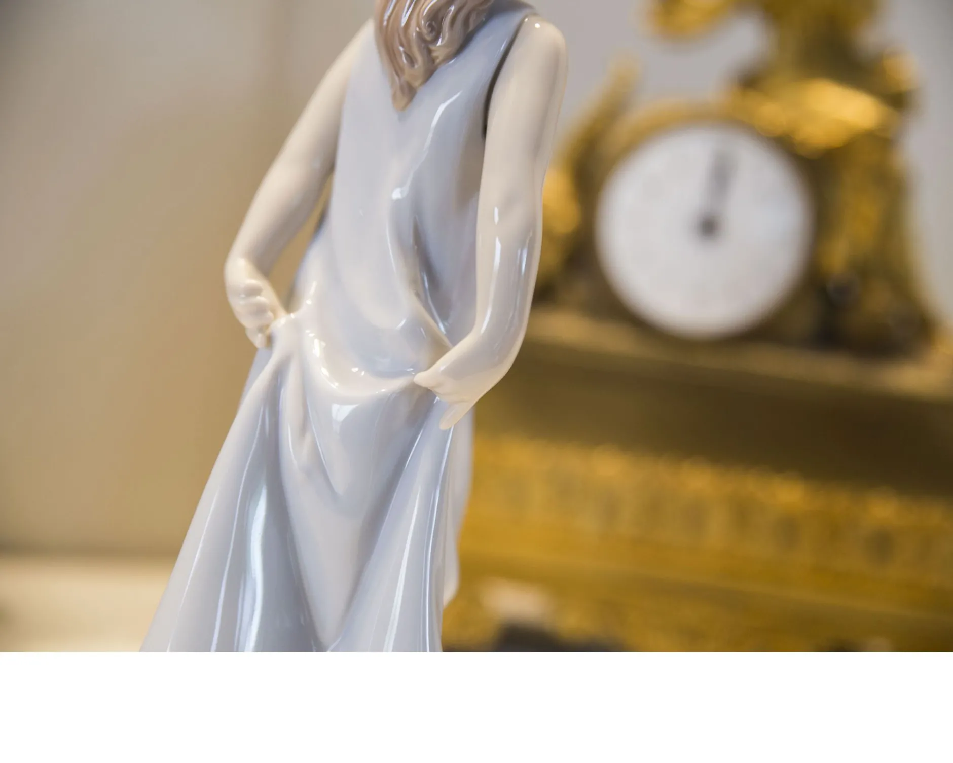 Amica delle farfalle porcellana Lladro'