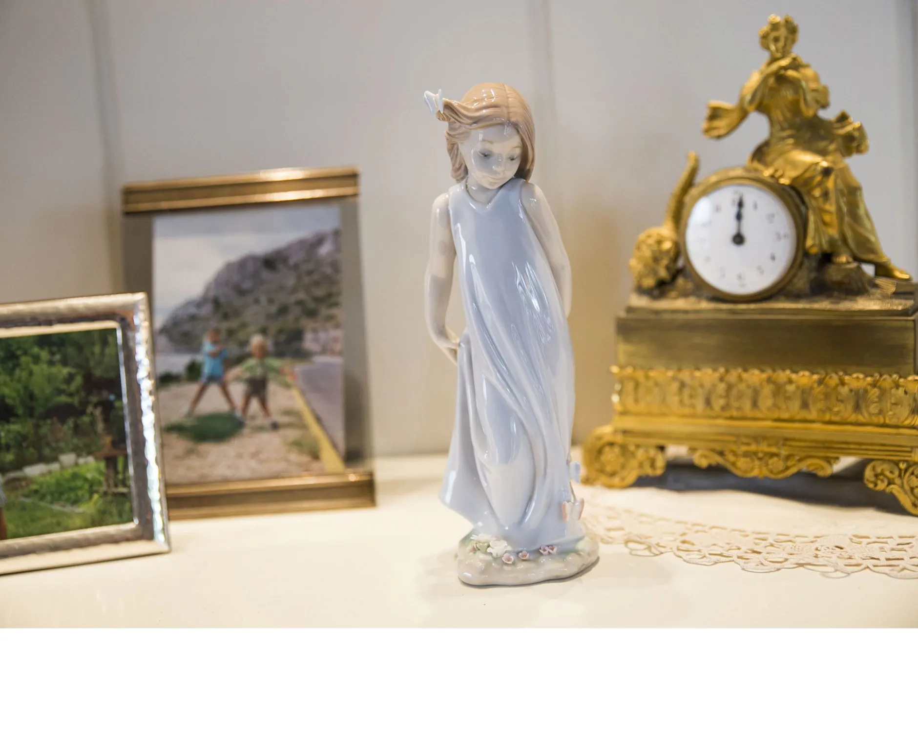 Amica delle farfalle porcellana Lladro'