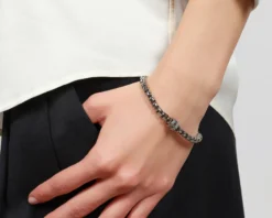 Bracciale classica in bronzo bianco con zirconi Unoaerre