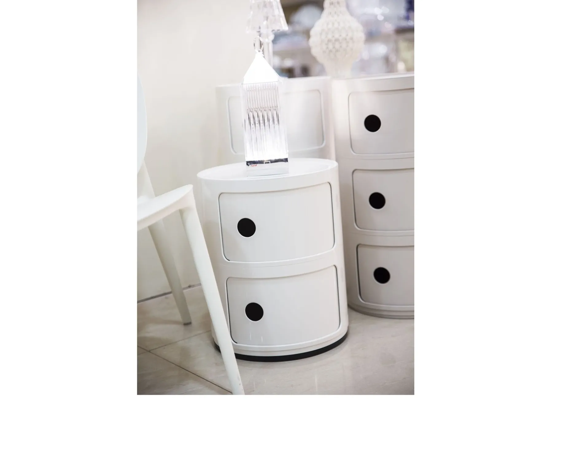 Cassettiera componibile a due elementi colore bianco Kartell
