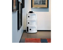 Cassettiera componibile a tre elementi colore bianco Kartell