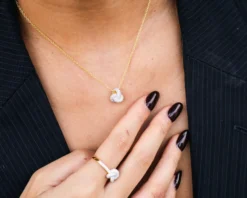 Collana nodo argento dorato con zirconi Sovrani