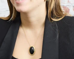Collana ottone finitura oro con occhio di gatto nero Sovrani