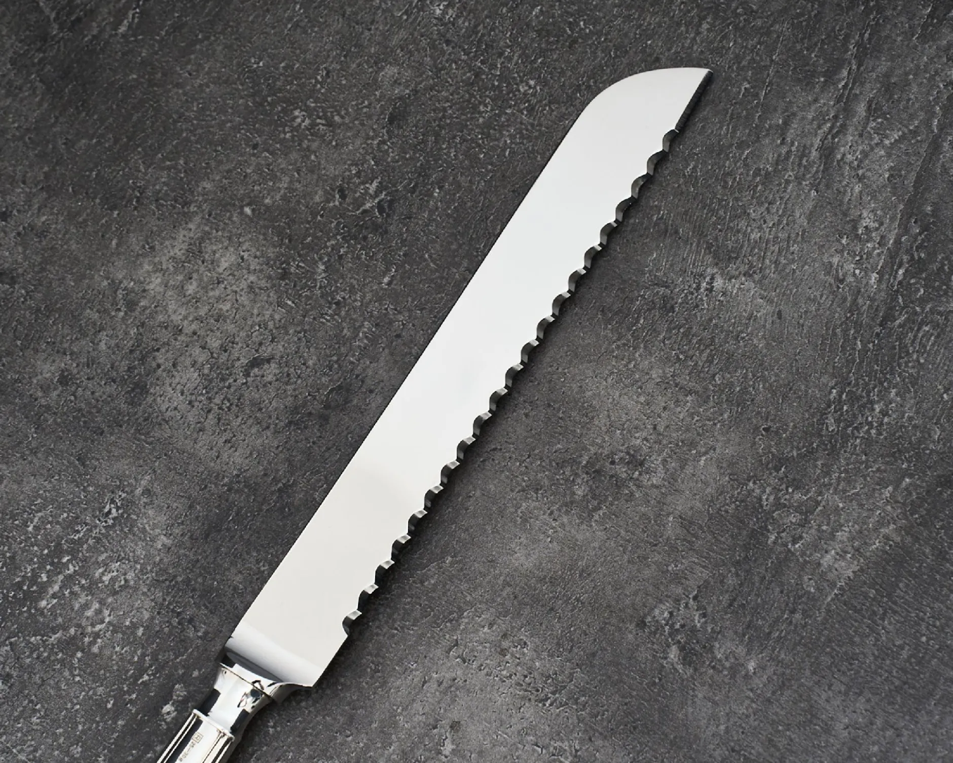 Coltello panettone argento in stile barocchino usato ricondizionato Zanolli vintage