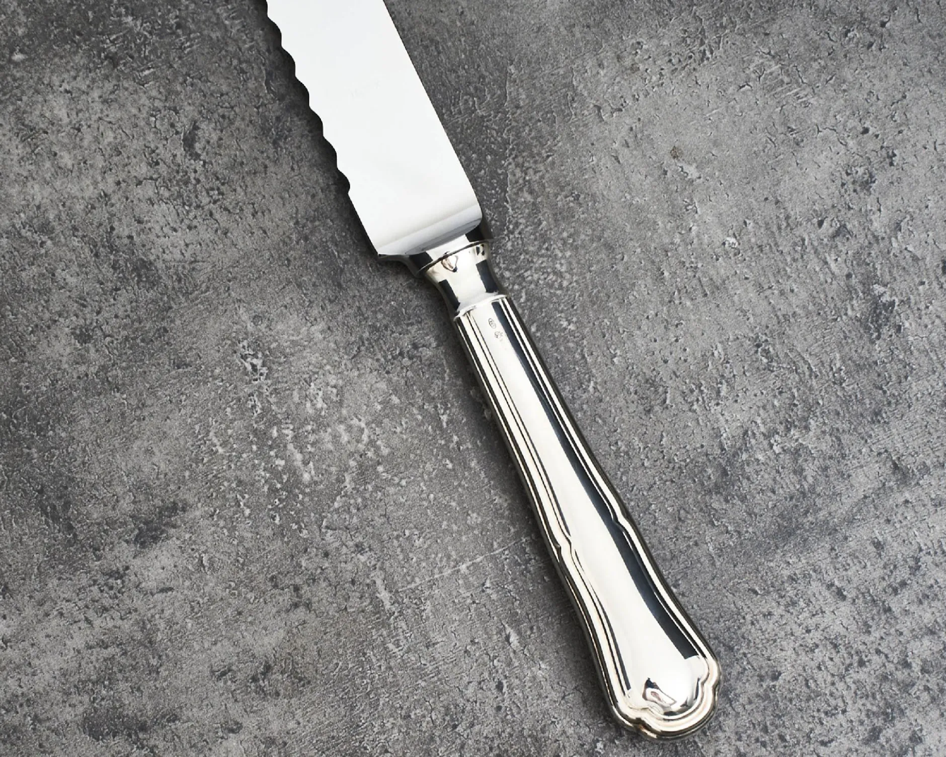 Coltello panettone argento in stile barocchino usato ricondizionato Zanolli vintage