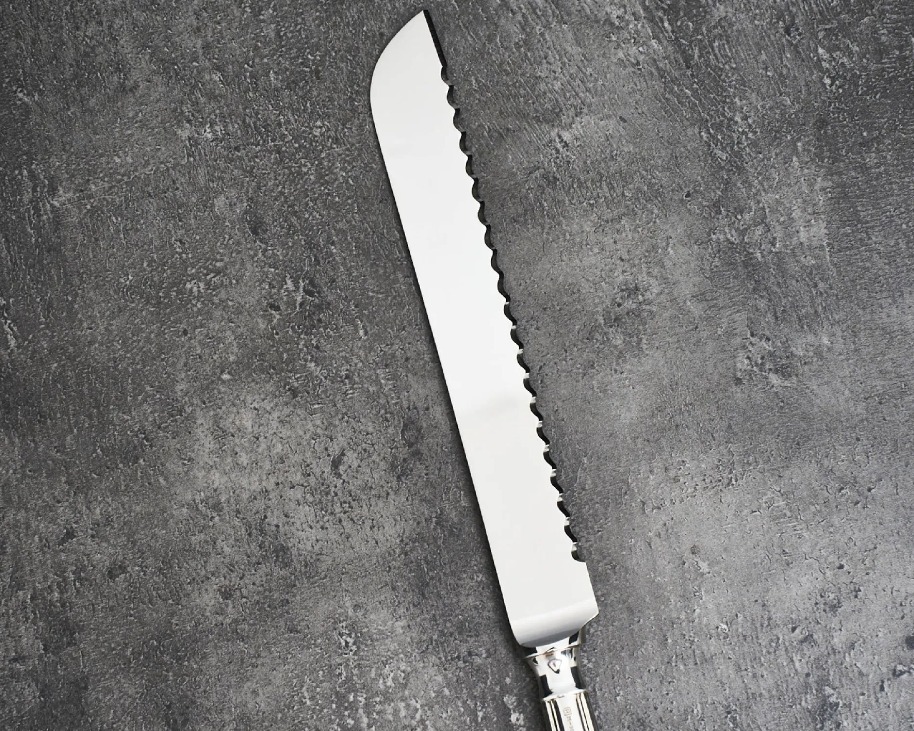 Coltello panettone argento in stile barocchino usato ricondizionato Zanolli vintage