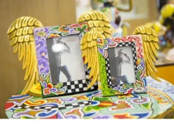 Cornice wings s dipinta a mano Tom's drag