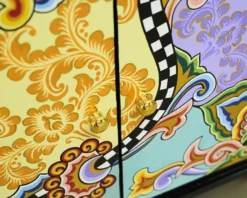 Credenza malaga dipinta a mano Tom's drag