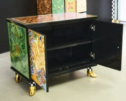 Credenza malaga dipinta a mano Tom's drag