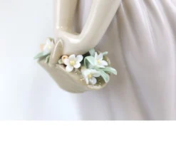 Deliziosa innocenza porcellana Lladro'
