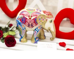 Elephant parade love wild, love free Elephant parade