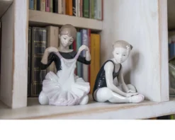 L'abito per il debutto porcellana Lladro'