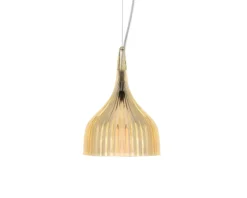 Lampada sospensione e' gialla Kartell