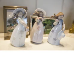 Piccola viola porcellana Lladro'