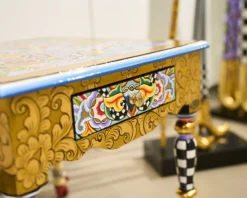 Tavolino versailles dipinto a mano Tom's drag