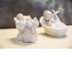 Un regalo dal cielo porcellana bimba Lladro'